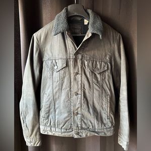 Levi’s Vintage Sherpa Trucker jacket, grey on grey